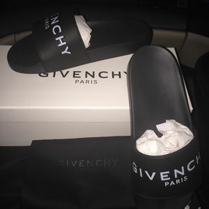 Givenchy Rubber Flip flops